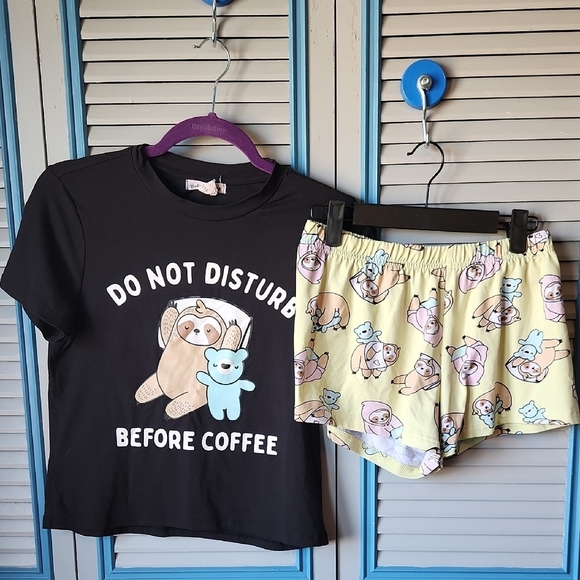 Weekend Edition Women's Sloth Pajama Set - Picture 1 of 10